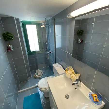 Paraskevi's - Center W/ Lovely Park View Rhodes City